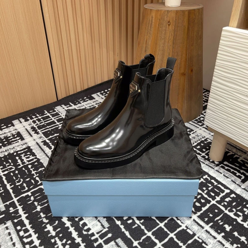 Pra*a boots